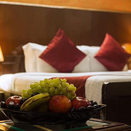 Hotel Olive & Blue - Govt Approved Hotel Near Delhi Airport Nueva Delhi Exterior foto