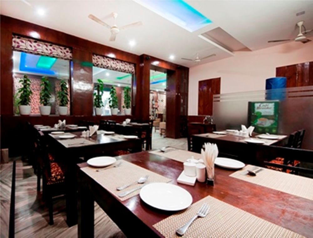 Hotel Olive & Blue - Govt Approved Hotel Near Delhi Airport Nueva Delhi Exterior foto