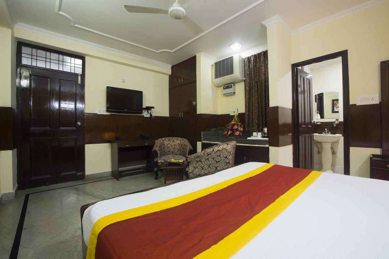 Hotel Olive & Blue - Govt Approved Hotel Near Delhi Airport Nueva Delhi Exterior foto